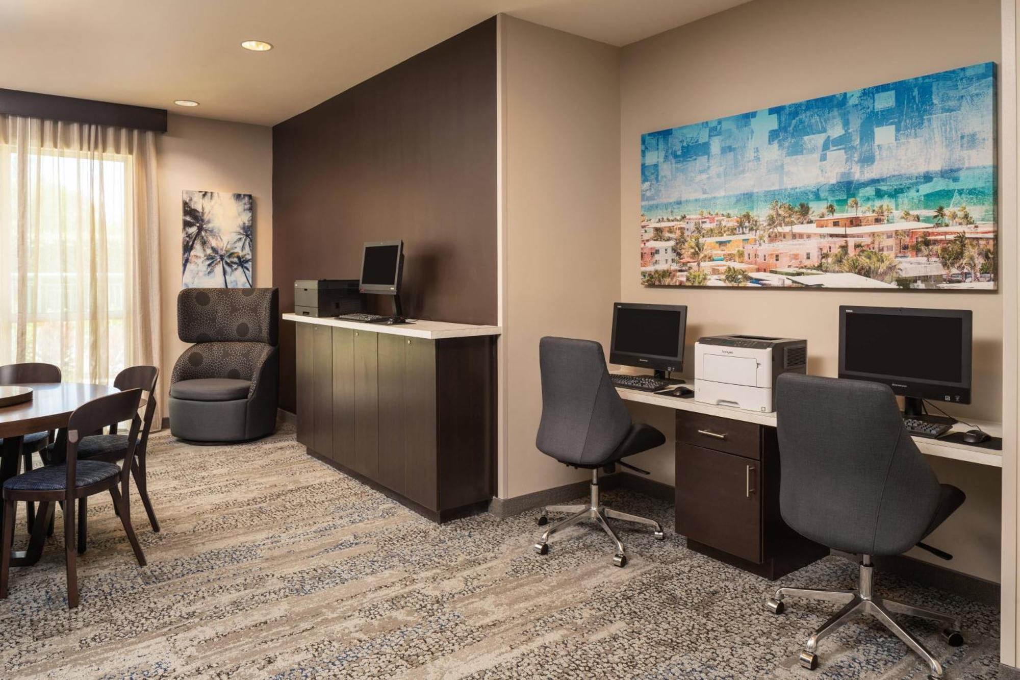Courtyard By Marriott Fort Lauderdale Airport & Cruise Port Dania Beach Zewnętrze zdjęcie