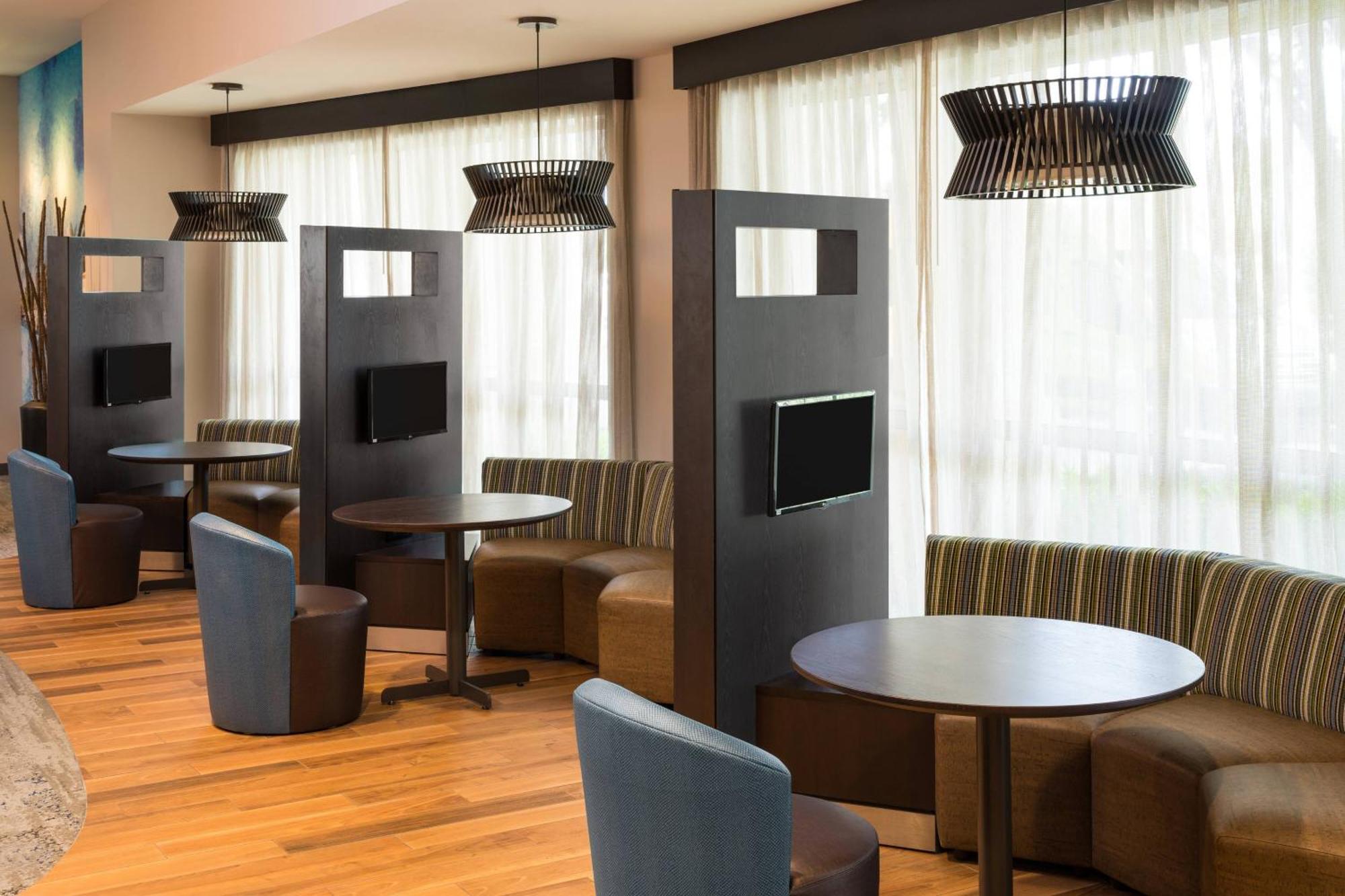 Courtyard By Marriott Fort Lauderdale Airport & Cruise Port Dania Beach Zewnętrze zdjęcie